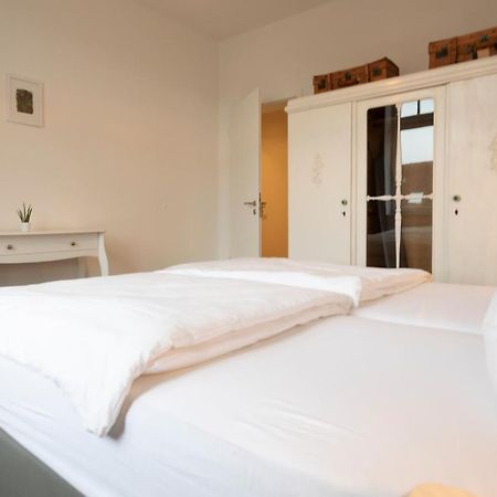 Jaybnb - Apartment Direkt Am Hafen Mit Terrasse Und Uhd Tv Dortmund Exterior photo